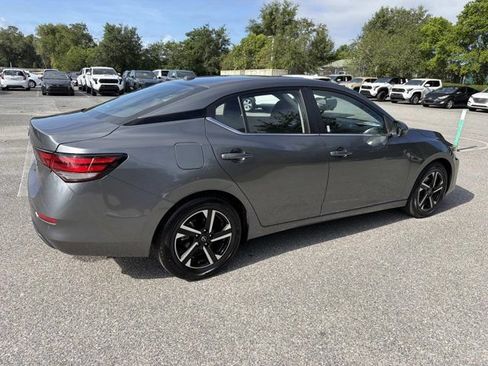 Used 2025 Nissan Sentra SV FWD image 2