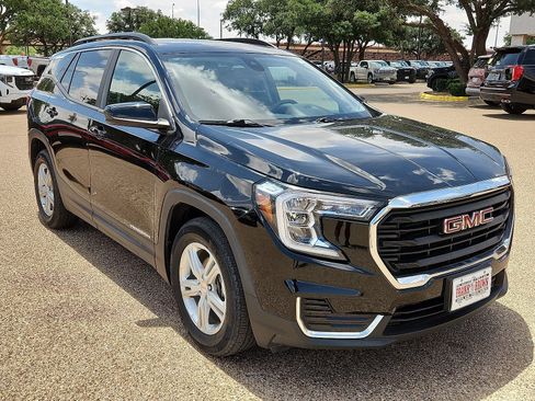 Used 2022 GMC Terrain SLE w/ Driver Convenience Package FWD image 7