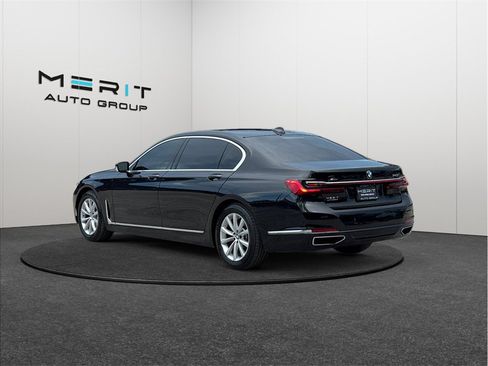 Used 2021 BMW 740i xDrive AWD/4WD image 7