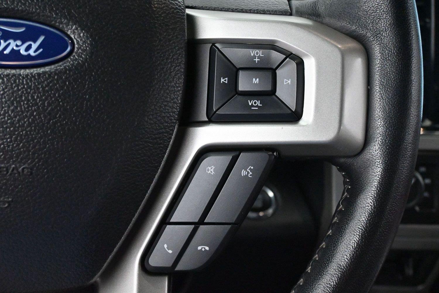 Used 2022 Ford F250 Lariat w/ Lariat Ultimate Package AWD/4WD image 19