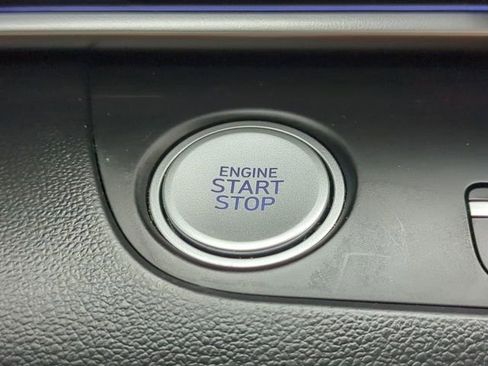 Used 2024 Hyundai Elantra SEL FWD image 25