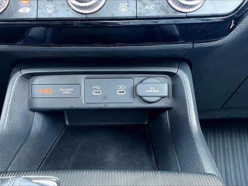 Certified 2026 Honda Civic LX image 24