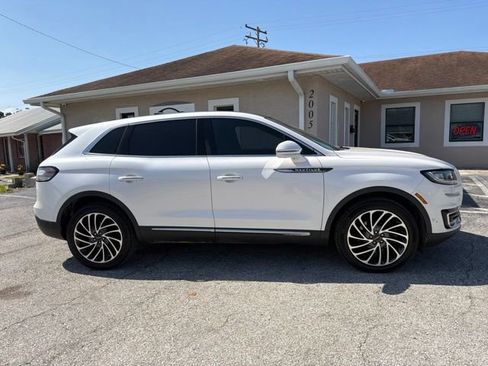 Used 2019 Lincoln Nautilus Reserve AWD/4WD image 4
