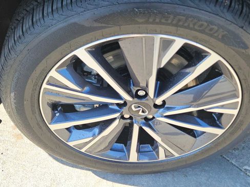 New 2026 INFINITI QX60 Luxe w/ Cargo Package image 9