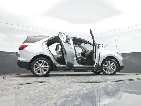 Used 2019 Chevrolet Equinox Premier image 54