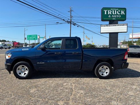 Used 2022 RAM 1500 Tradesman w/ Tradesman Group image 2
