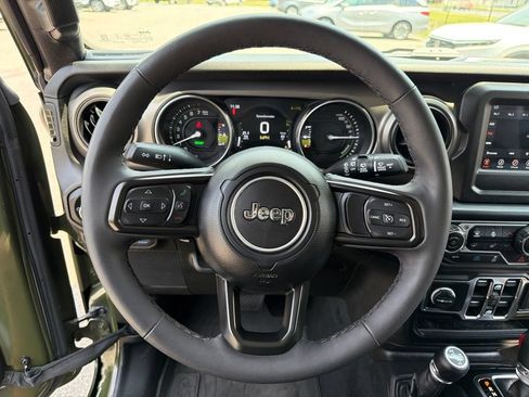 Used 2023 Jeep Wrangler Unlimited w/ Cold Weather Group AWD/4WD image 20