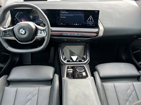 Used 2025 BMW X3 xDrive30i w/ Premium Package image 17