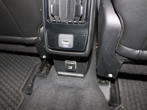 Used 2025 Jeep Compass Trailhawk AWD/4WD image 31