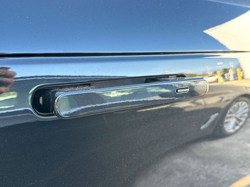 Used 2023 Land Rover Range Rover Sport SE image 17