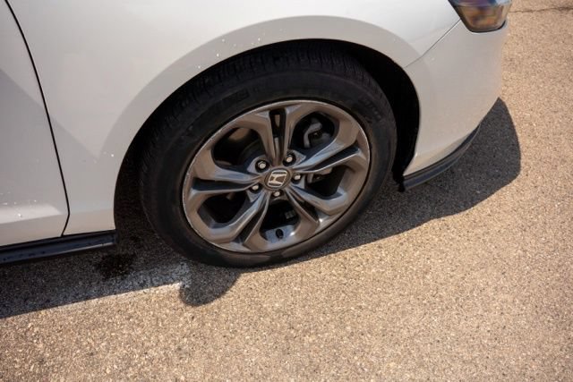 Used 2023 Honda Accord EX image 9