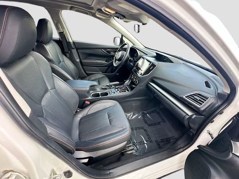 Used 2020 Subaru Crosstrek 2.0i Limited w/ Moonroof Package w/Navigation AWD/4WD image 29