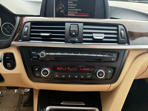 Used 2015 BMW 328i Sedan w/ Premium Package image 16