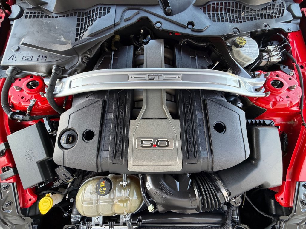 Used 2019 Ford Mustang GT Premium w/ GT Performance Package RWD image 9