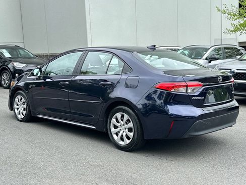 Used 2025 Toyota Corolla LE FWD image 3
