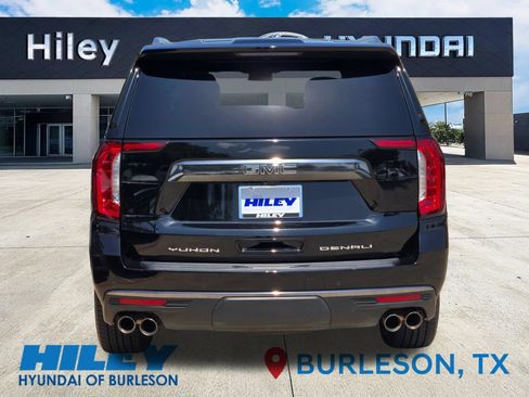 Used 2024 GMC Yukon Denali Ultimate AWD/4WD image 5
