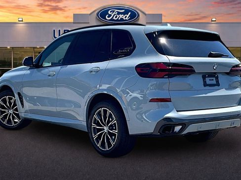 Used 2026 BMW X5 xDrive40i w/ Executive Package AWD/4WD image 2