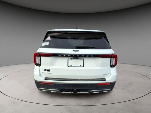 New 2026 Ford Explorer Active w/ Active Comfort Package image 7