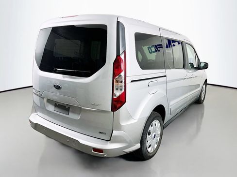 Certified 2021 Ford Transit Connect XLT FWD image 9