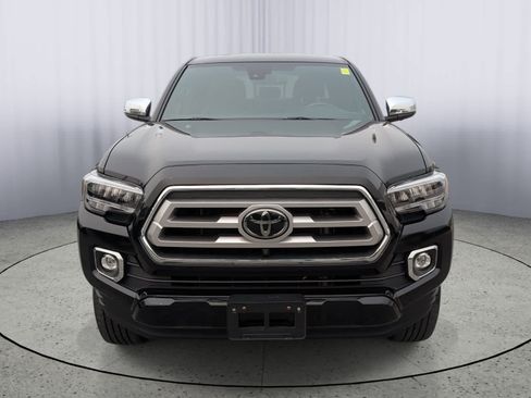 Used 2023 Toyota Tacoma Limited AWD/4WD image 8