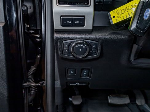 Used 2021 Ford F250 Lariat image 20