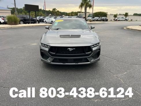 Used 2025 Ford Mustang GT Premium RWD image 33