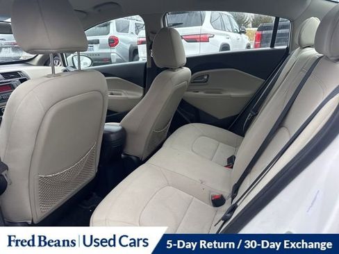 Used 2013 Kia Rio EX image 21