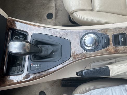Used 2007 BMW 328i Convertible RWD image 21