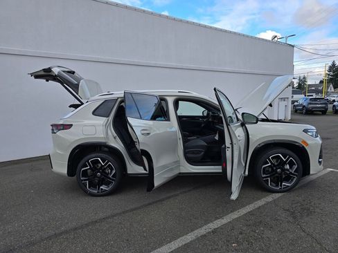 New 2026 Volkswagen Tiguan SEL R-Line image 19