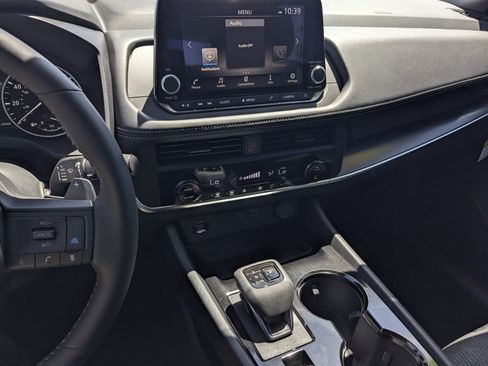 New 2026 Nissan Rogue SV FWD image 10