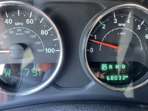 Used 2017 Jeep Wrangler Unlimited Sport w/ Connectivity Group image 19