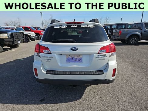 Used 2011 Subaru Outback 2.5i Limited image 6
