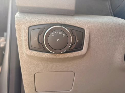 Used 2019 Ford F550 2WD Regular Cab Super Duty image 17