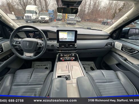 Used 2020 Lincoln Navigator L Black Label w/ Cargo Convenience Package AWD/4WD image 26