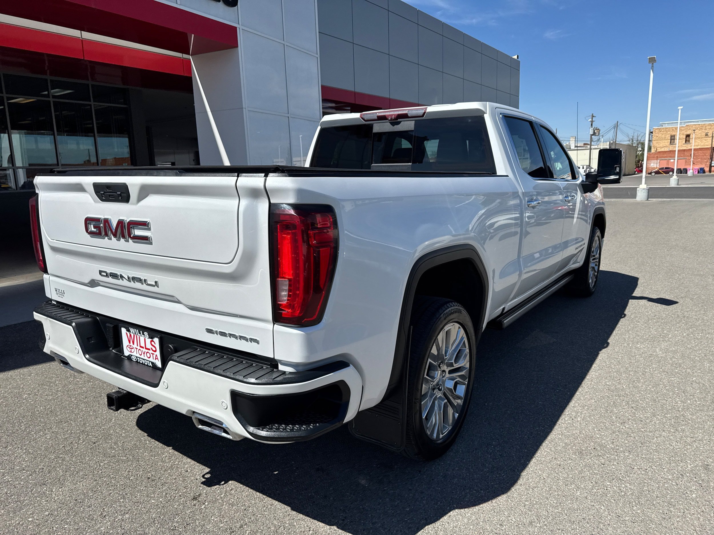 Used 2020 GMC Sierra 1500 Denali w/ Denali Ultimate Package AWD/4WD image 4
