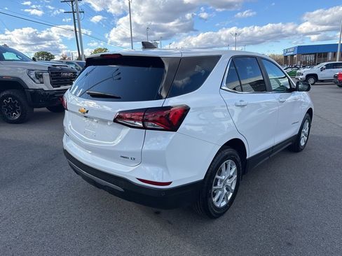 Used 2024 Chevrolet Equinox LT AWD/4WD image 5