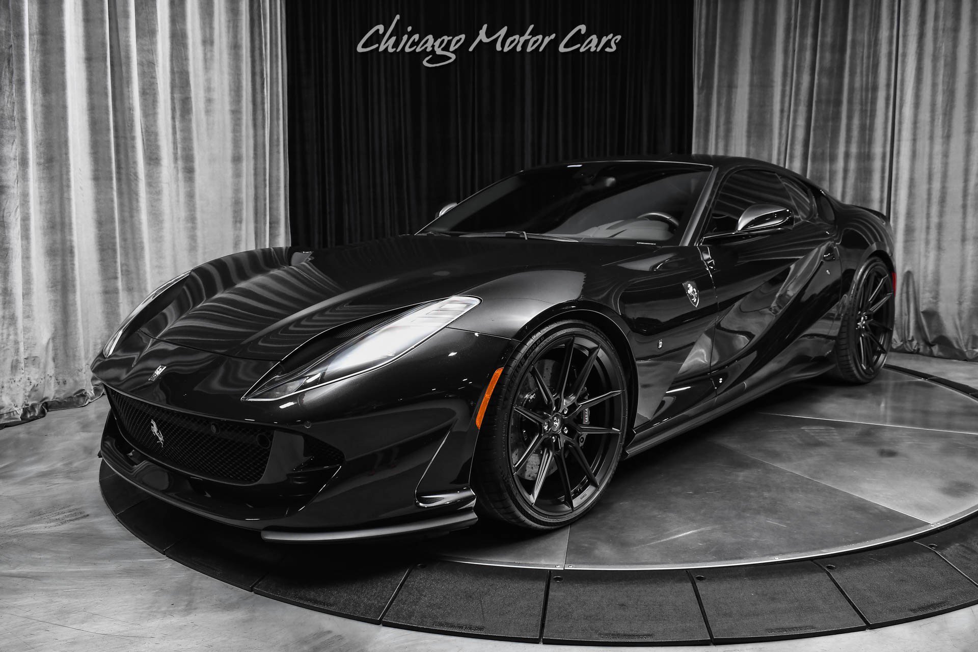 Used 2019 Ferrari 812 Superfast RWD image 33