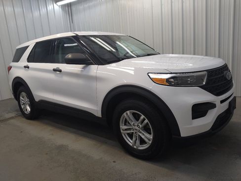 Used 2023 Ford Explorer 4WD image 11