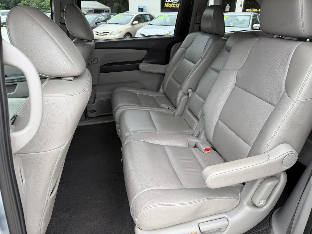 Used 2011 Honda Odyssey EX-L image 12