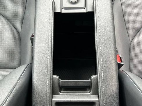 Used 2025 Toyota Grand Highlander AWD Hybrid image 49