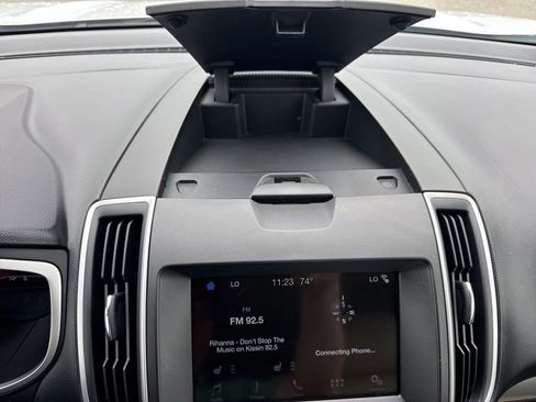 Used 2018 Ford Edge SEL w/ Equipment Group 201A AWD/4WD image 27