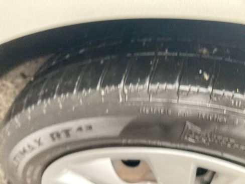 Used 2017 Hyundai Elantra SE w/ Cargo Package image 36