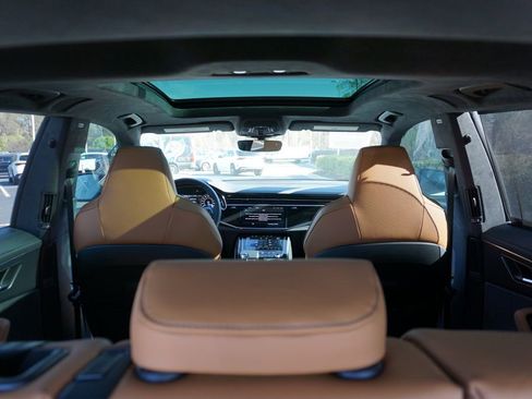 Used 2025 Audi RS Q8 performance image 39