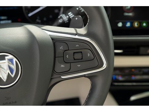 Certified 2023 Buick Envision Avenir image 18