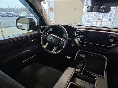 Used 2023 Toyota Tundra SR5 w/ TRD Off-Road Package image 17