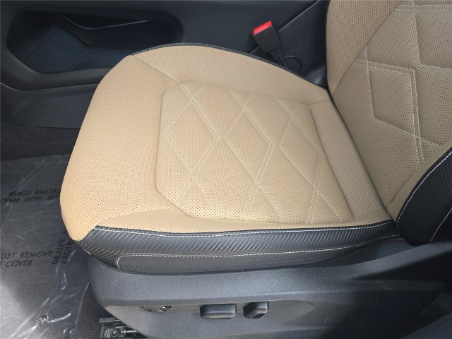 Used 2024 Volkswagen Atlas Cross Sport SE FWD image 16