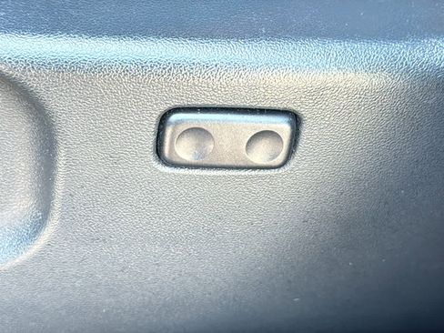 Used 2023 Toyota Tacoma TRD Sport image 38