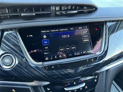 Used 2024 Cadillac XT6 Premium Luxury image 8