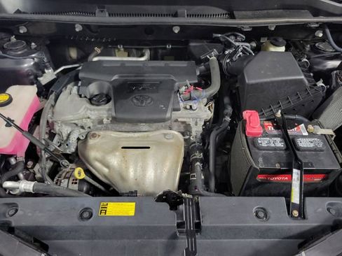 Used 2015 Toyota RAV4 LE AWD/4WD image 12