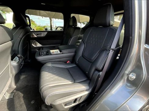 New 2026 INFINITI QX80 Autograph w/ Premium Cargo Package image 14